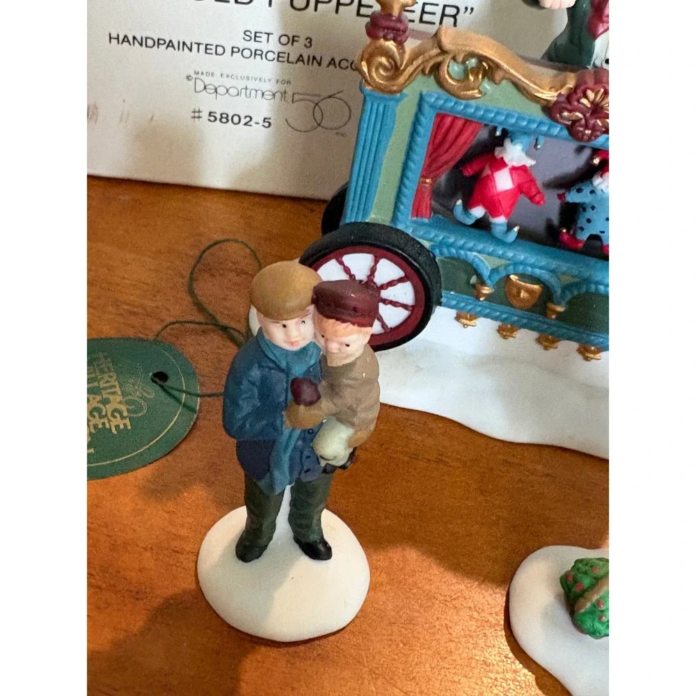 Dept 56 The Old Puppeteer Heritage Village OS Figurine Set Multicolor 5802-5